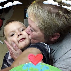 Meet your Posher, Jonalyn